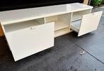 Tv meubel Ikea Byas, Huis en Inrichting, Kasten | Televisiemeubels, Ophalen, 150 tot 200 cm, Zo goed als nieuw, Minder dan 100 cm