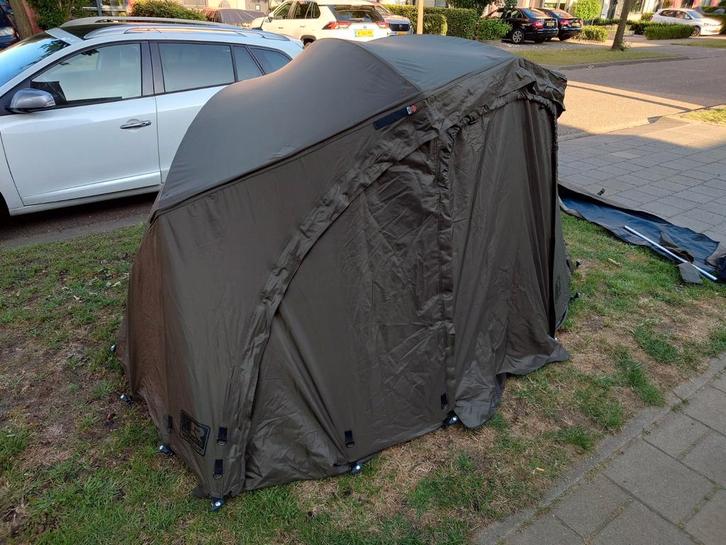 Fox R-Series Brolly system + fox R-Series Mozzy panel, Watersport en Boten, Hengelsport | Karpervissen, Zo goed als nieuw, Overige typen