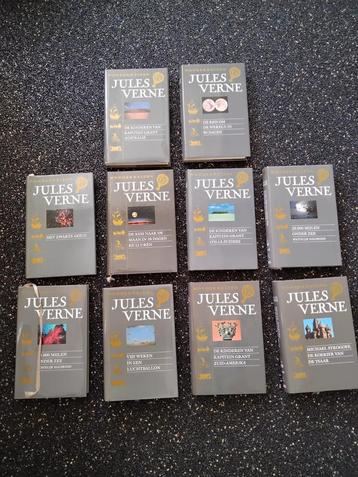 Boekenserie (10) van Jules Verne- Goede Staat beschikbaar voor biedingen