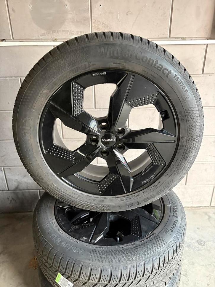 19 inch Velgen met Winterbanden, Auto-onderdelen, Banden en Velgen, Banden en Velgen, Winterbanden, 19 inch, 235 mm, Personenwagen