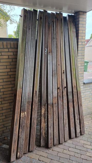 Hardhouten palen van Schutting 12st 9x9x265 beschikbaar voor biedingen