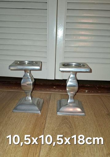 2x Metalen Kaarsenstandaard voor Stompkaarsen beschikbaar voor biedingen