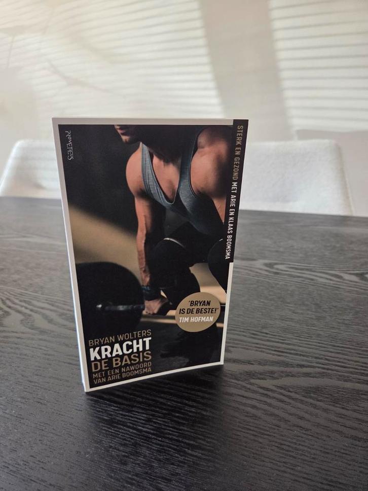 KRACHT DE BASIS - Bryan Wolters - Fitness Boek, Boeken, Sportboeken, Gelezen, Fitness, Ophalen of Verzenden