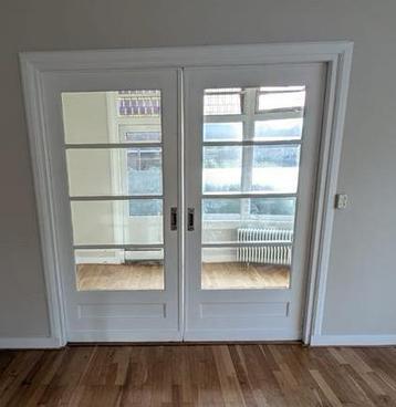 Ensuite deuren jaren 20/30 geslepen glas beschikbaar voor biedingen
