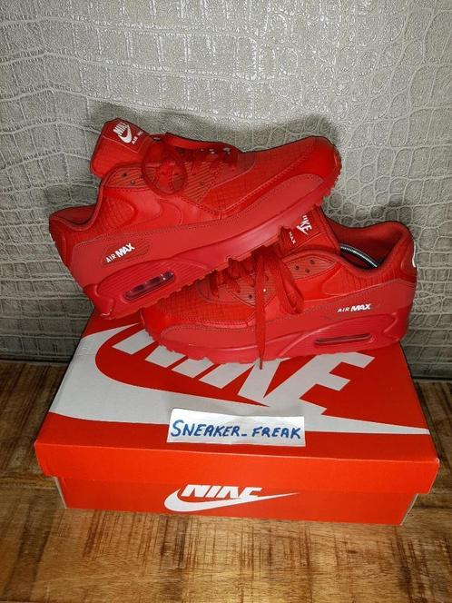 Nike air max 90 red silver maat 44, Kleding | Heren, Schoenen, Zo goed als nieuw, Sneakers of Gympen, Overige kleuren, Ophalen of Verzenden