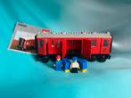 Oude Lego trein wagon 7820 postwagon met boekje, Ophalen of Verzenden, Gebruikt, Complete set, Lego