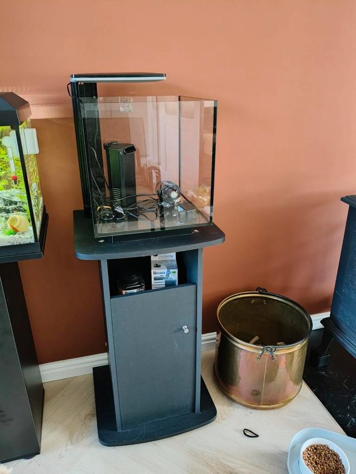 Superfish Qubiq 30 Pro Zwart aquarium - 30 L, Dieren en Toebehoren, Vissen | Aquaria en Toebehoren, Zo goed als nieuw, Leeg aquarium