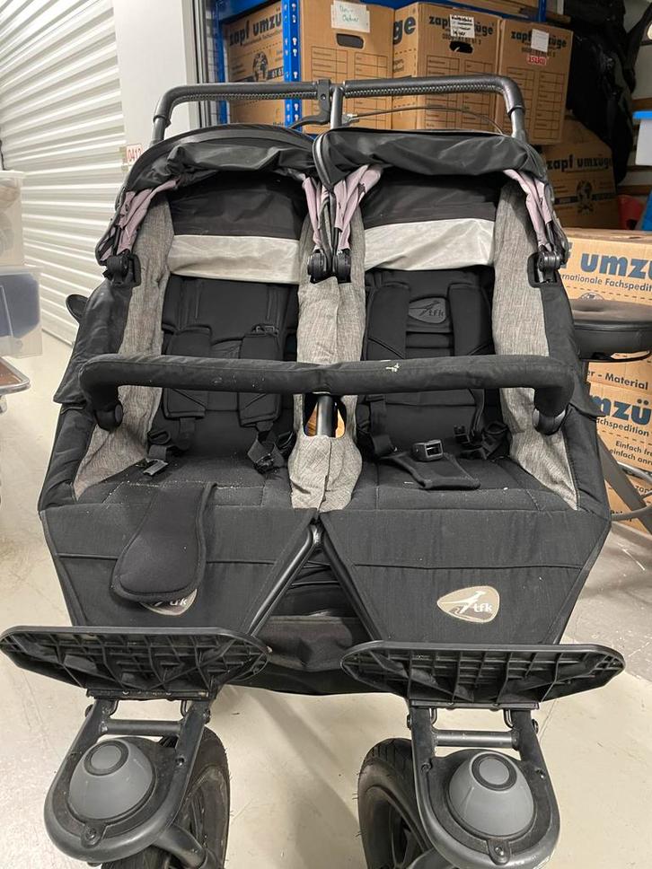 TFK Dubbele Kinderwagen met Reiswieg, Kinderen en Baby's, Kinderwagens en Combinaties, Gebruikt, Kinderwagen, Overige merken, Duowagen