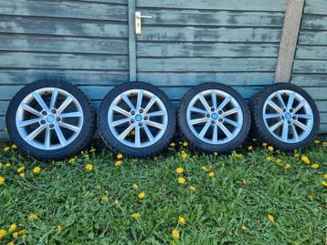 Lichtmetalen sportvelgen met Allweather-Allseason banden 17" beschikbaar voor biedingen