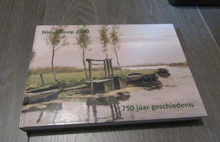 Nieuwkoop 2020 - 750 jaar sinds 1270 - prachtig groot boek, Boeken, Geschiedenis | Stad en Regio, Zo goed als nieuw, Ophalen of Verzenden