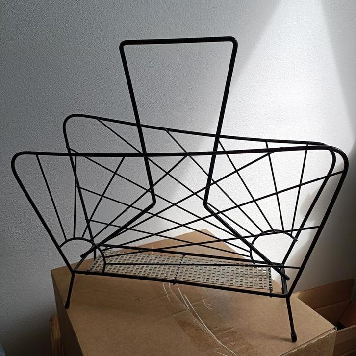 Pilastro lectuurbak, Huis en Inrichting, Woonaccessoires | Krantenbakken en Lectuurbakken, Gebruikt, Ophalen