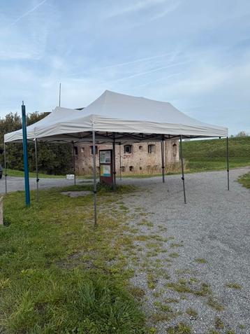 Partytent 6x6 te huur! beschikbaar voor biedingen