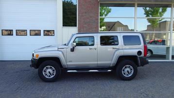 Hummer H3 3.5 223 PK AUTOMAAT ADVANTAGE GEEL KENTEKEN