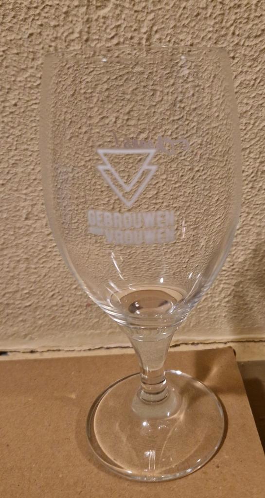 Gebrouwen Vrouwen Bierglazen, Verzamelen, Biermerken, Zo goed als nieuw, Glas of Glazen, Overige merken, Ophalen of Verzenden