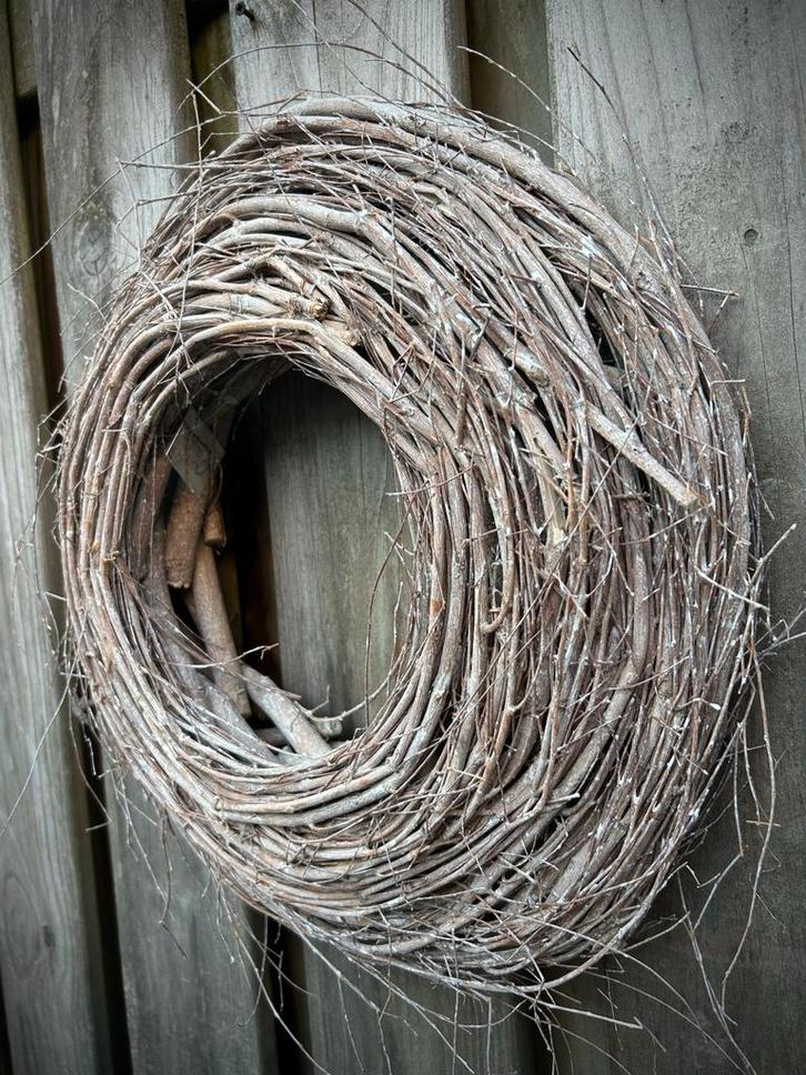 Decoratieve Krans van Takken, Huis en Inrichting, Woonaccessoires | Kransen, Nieuw, Ophalen of Verzenden