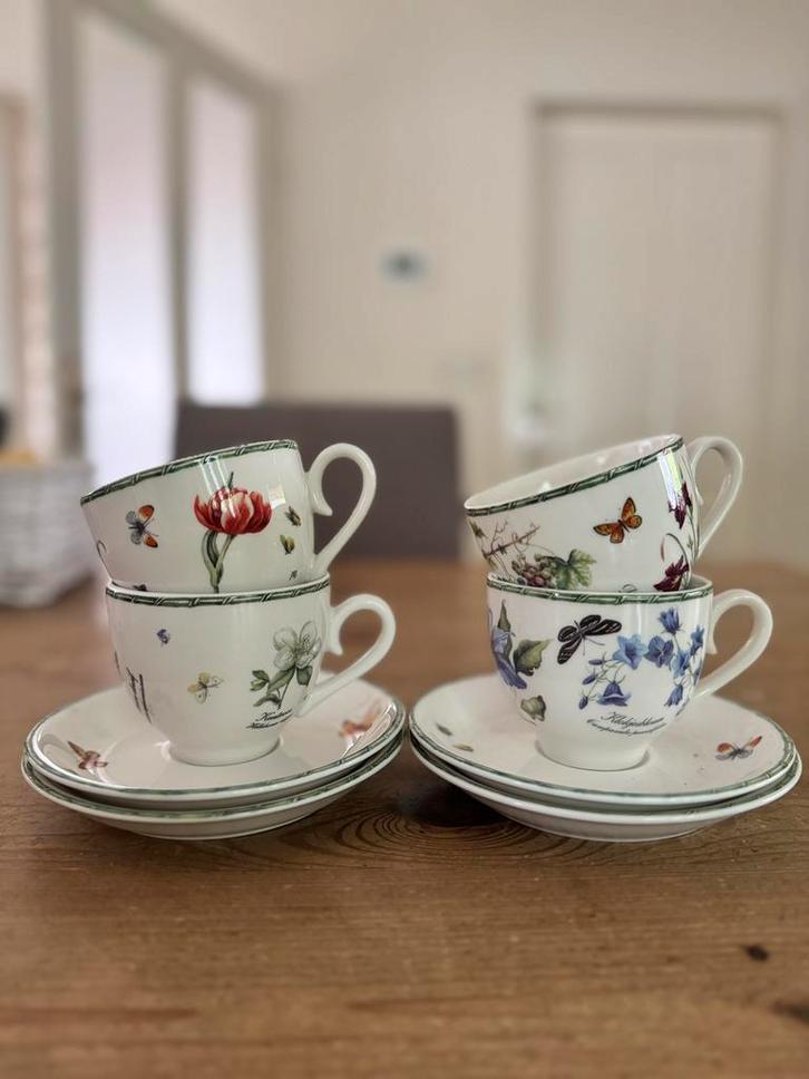 Set van 4 kop  & schotel – flora maandserie (jas 2009), Antiek en Kunst, Antiek | Servies los, Ophalen of Verzenden