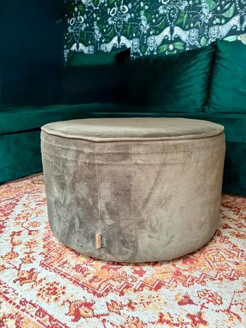 Woood Sara poef - velvet warm groen beschikbaar voor biedingen