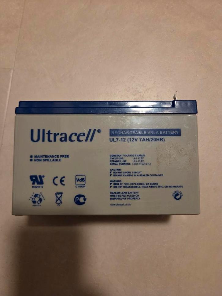 Ultracell 12v 7 ah accu gebruikt voor fishfinder bellyboot, Audio, Tv en Foto, Accu's en Batterijen, Zo goed als nieuw, Ophalen of Verzenden