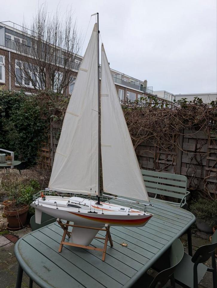 Kyosho Fairwind 1990 eerste generatie, Hobby en Vrije tijd, Modelbouw | Boten en Schepen, Gebruikt, Groter dan 1:32, Overige merken