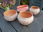 3 Terracotta Bloempotten voor binnen in huis., Tuin en Terras, Bloempotten, Ophalen, Rond, Binnen, Zo goed als nieuw