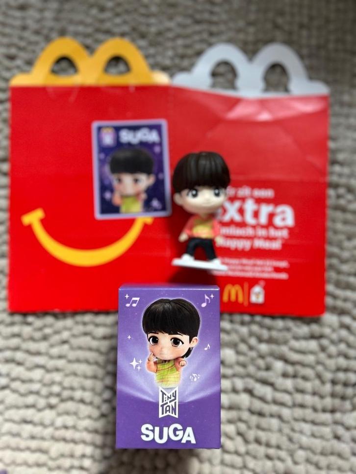 Suga Bts tinytan mc Donalds Tiny Tan nieuw in doos, Verzamelen, Poppen, Nieuw, Pop, Ophalen of Verzenden