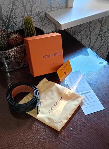 Louis Vuitton riem Initials Damier Graphite 115 cm beschikbaar voor biedingen