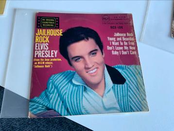 2 x EP Elvis Presley beschikbaar voor biedingen