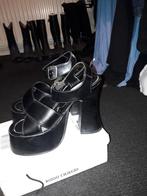 Plateau schoenen, Ophalen of Verzenden, Zo goed als nieuw, Zwart, Sneakers of Gympen
