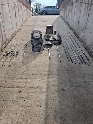 Diverse Visspullen te koop beschikbaar voor biedingen