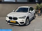 BMW X1 sDrive18i High Executive | Harman Kardon | TOPstaat!, Euro 6, Met garantie (alle), Wit, Bedrijf