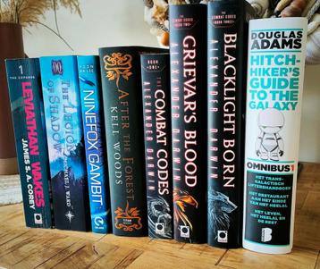 Fantasy & SF boeken | Illumicrate | Broken Binding  beschikbaar voor biedingen