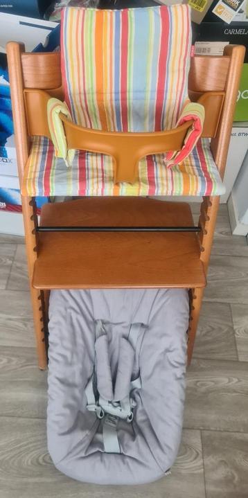 Originele stokke tripp trapp kinderstoel vanaf geboorte beschikbaar voor biedingen