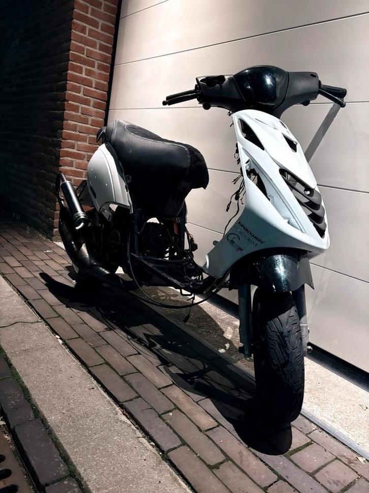 Piaggio Zip 183 brom, Fietsen en Brommers, Scooters | Piaggio, Zo goed als nieuw, Zip, Tweetakt, Ophalen