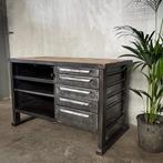 Oude stalen werkbank, vintage dressoir, ladekast, toonbank, Ophalen