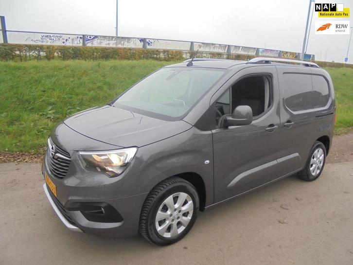 Opel Combo opel Combo 1.5 diesel Automaat Airco lmv pdc navi, Auto's, Bestelauto's, Te koop, ABS, Airconditioning, Boordcomputer