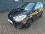 Renault Twingo 1.2 Authentique 2009 Zwart airco rijdt goed, Auto's, Renault, Voorwielaandrijving, Zwart, 4 cilinders, Zwart