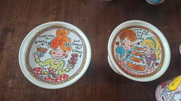 blond Amsterdam servies beschikbaar voor biedingen