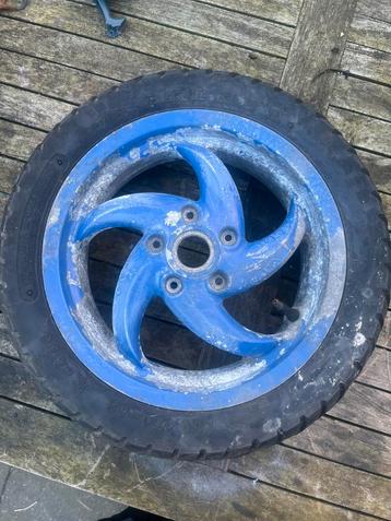 Gilera runner velg 12 inch beschikbaar voor biedingen