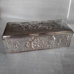 Herbert Hooijkaas theedoos verzilverd Douwe Egberts, Ophalen