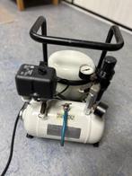 Jun-air fluisterstille Compressor Tech-Air TA OL 18-4, Doe-het-zelf en Verbouw, Compressors, Ophalen, 6 tot 10 bar, Zo goed als nieuw