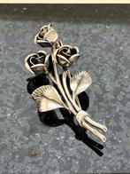 Zilveren speld roosjes, Sieraden, Tassen en Uiterlijk, Antieke sieraden, Ophalen of Verzenden, Zilver, Broche