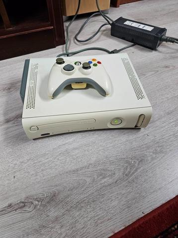 Xbox 360 met controller! beschikbaar voor biedingen