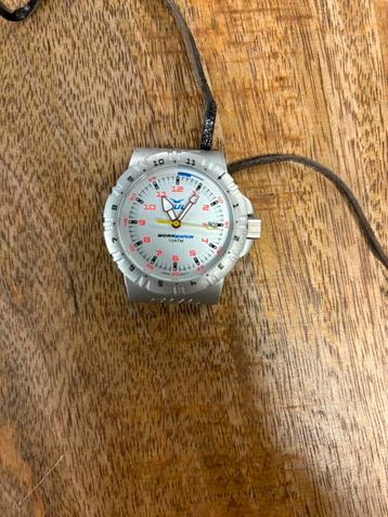 Gul horloge  beschikbaar voor biedingen