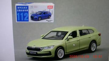 Skoda Superb Combi 1:43 beschikbaar voor biedingen