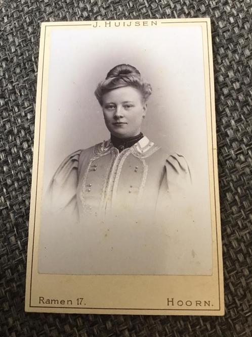 CDV, Dame, J.L.T. Huijsen, Hoorn, Carte de Visite 3, Verzamelen, Foto's en Prenten, Gebruikt, Foto, Voor 1940, Ophalen of Verzenden