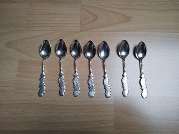 6 verzilverde lepeltjes beschikbaar voor biedingen
