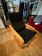 Moderne Houten Lounge Stoel - Zwarte Kussen, Huis en Inrichting, 75 tot 100 cm, Ophalen of Verzenden, Zo goed als nieuw, 50 tot 75 cm