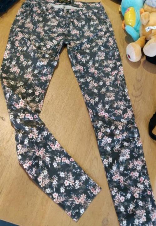 Meisjeskleding, Kinderen en Baby's, Kinderkleding | Kinder-kledingpakketten, Zo goed als nieuw, Ophalen of Verzenden