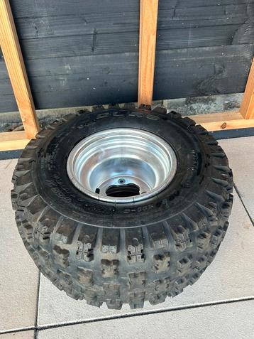Yamaha raptor met velg quad banden beschikbaar voor biedingen