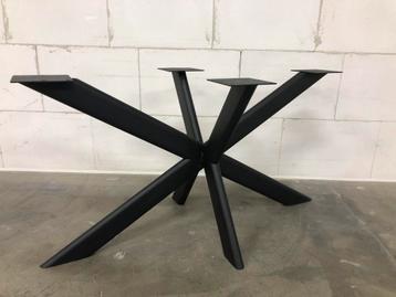 Metalen Matrix kruispoot OVALE koker Zwart ovale/Recht tafel beschikbaar voor biedingen